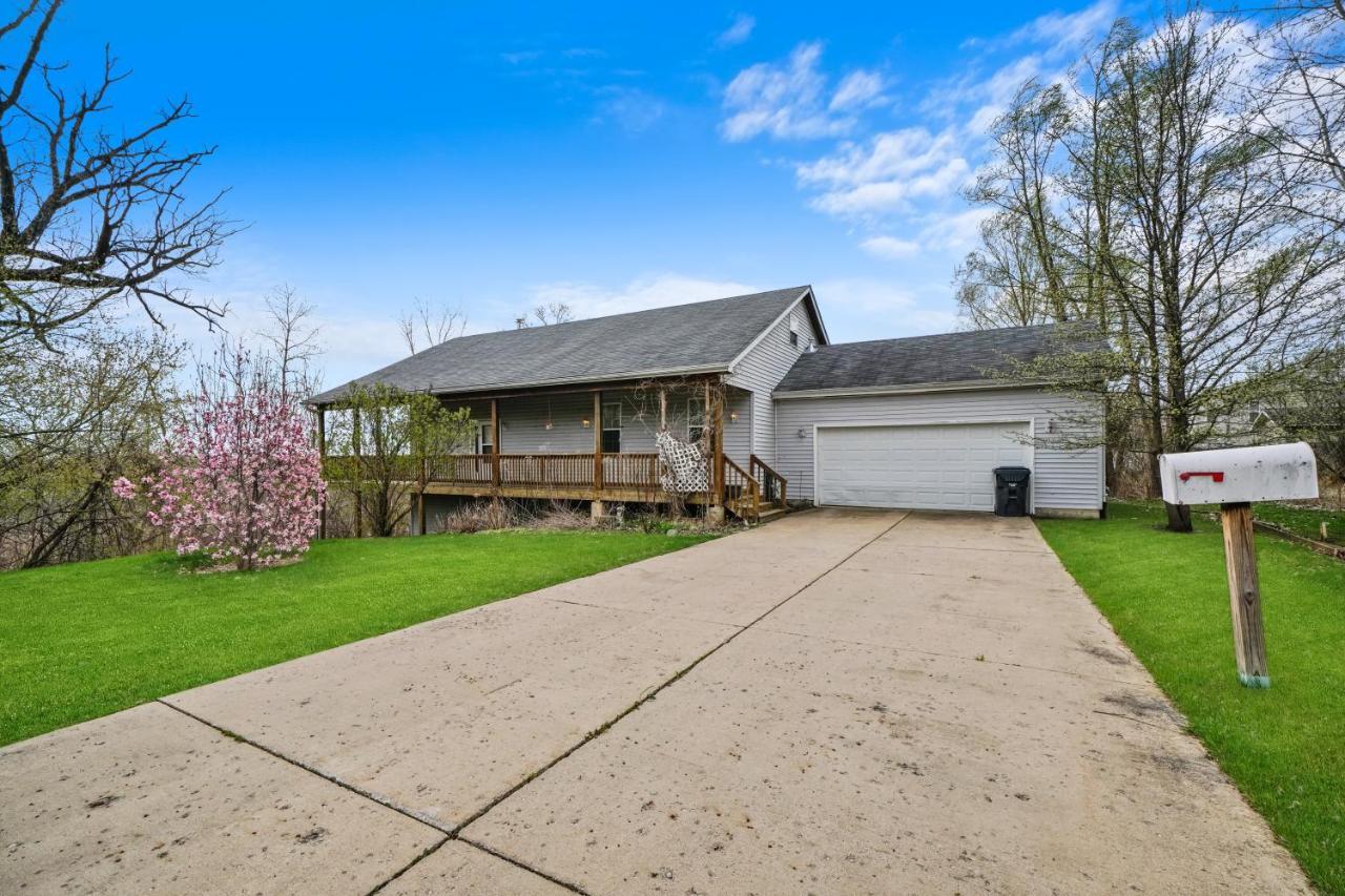 Beautiful Home In Beach Park Il Екстер'єр фото